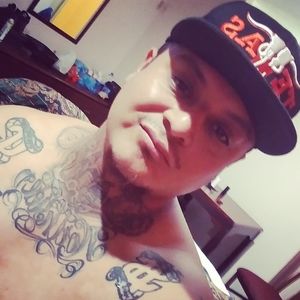 Meet your Posher, Luis